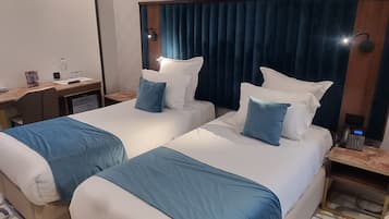 Classic Twin Room | Iron/ironing board (on request), WiFi (free)