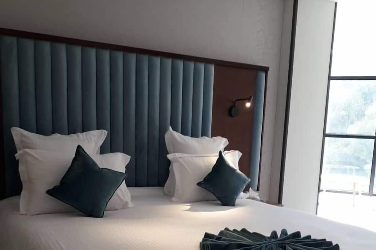 Luxury Suite, Bay View