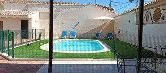 Ideal house for families, groups with children or friends.