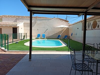Ideal house for families, groups with children or friends.