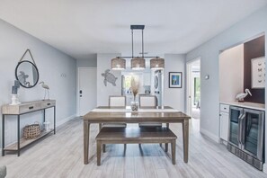 Interior - Seabrook Exclusives | 2001 Marsh Walk (Seabrook Island)