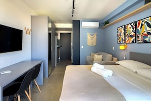 Comfort-Apartment, Balkon, Parkblick | Verdunkelungsvorhänge, Bügeleisen/Bügelbrett, kostenloses WLAN
