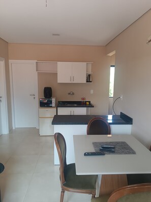 Classic Double Room | Dining