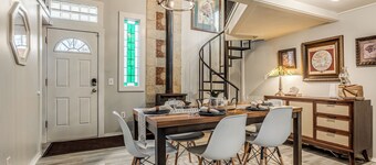 Historic, 3-Bedroom 1920’s Home on Route 66