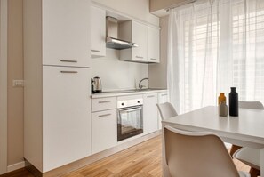 Fridge, toaster - Hostmate - Milan - Imperia's Serenity - Romolo (Milan)