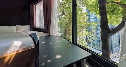 Metropole Cityview Apartment