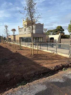 Property grounds - 4-person cottage (Agde)