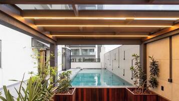 Basic Apartment | Pool