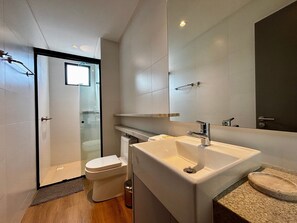 Apartemen Basic | Kamar mandi