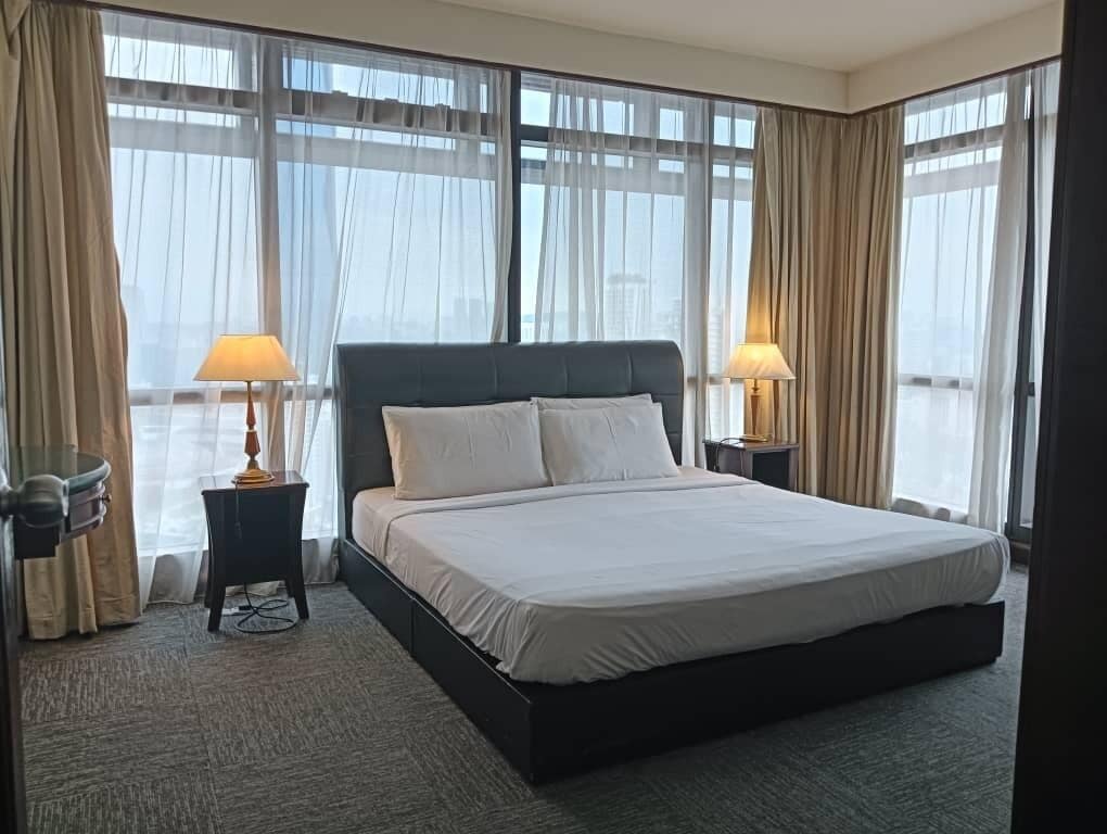 Familie tweepersoonskamer, uitzicht op de stad | Gratis wifi