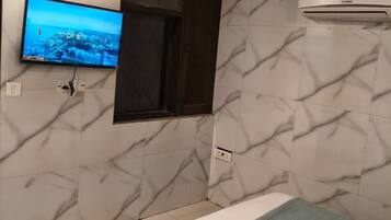 مساحة عمل للكمبيوتر المحمول وواي فاي مجانًا