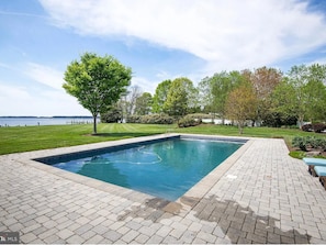 Pool - Sunset Shores | an ESVR property (Royal Oak)