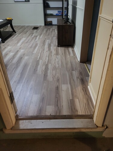 Timekeepers Haven a 1BR Apartment near Stetson in the Heart of DeLand