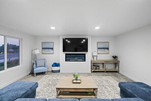 Fernseher, Tischfußball