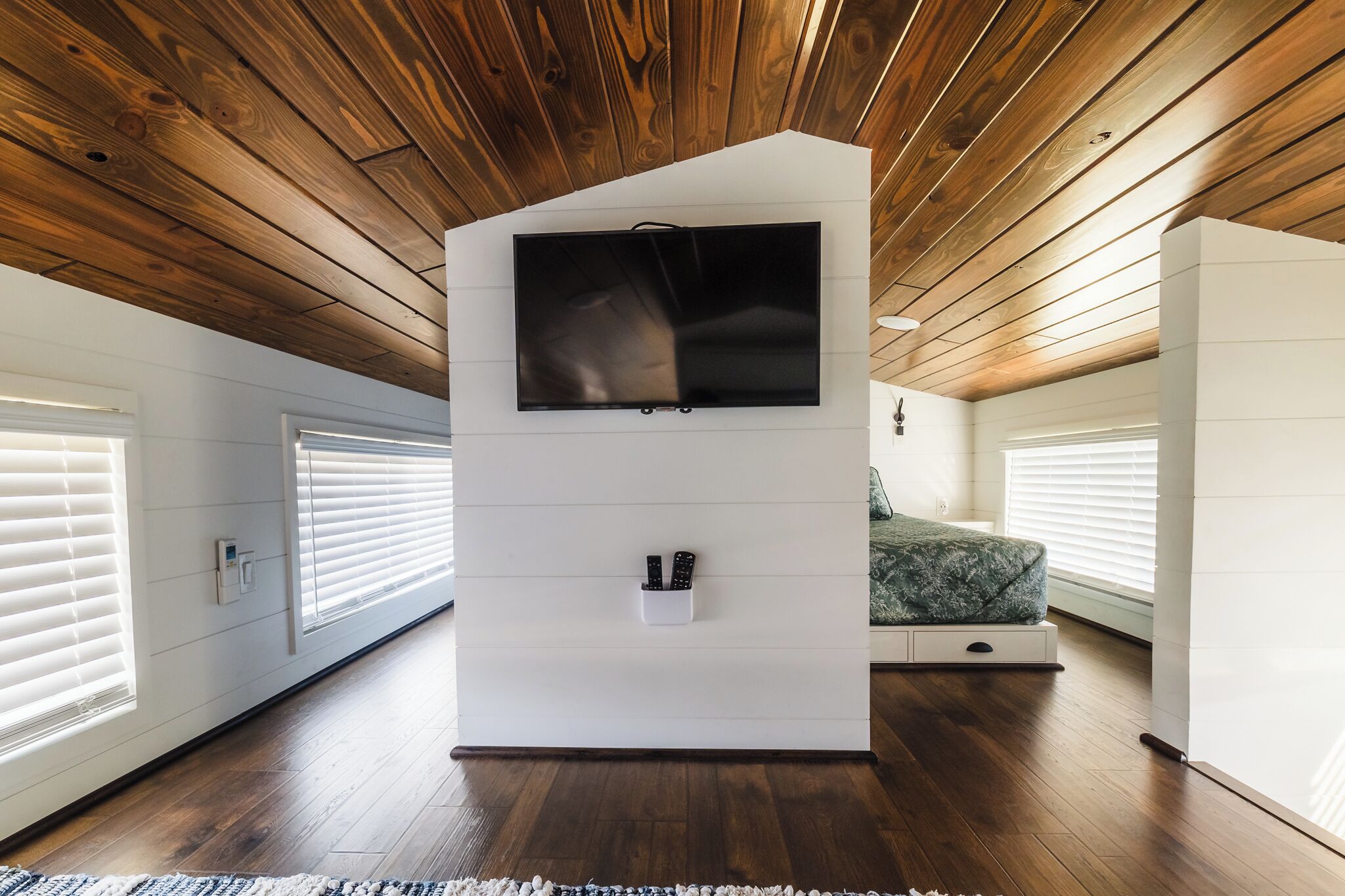 2 bedrooms, in-room safe, free WiFi, bed sheets