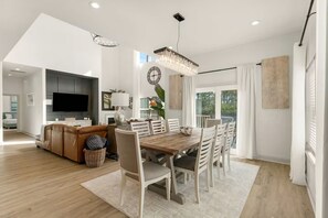 Dining - Somerset by the Sea | Private Pool | 6-Seater Golf Cart + Bikes | Walk to Beach (Santa Rosa Beach)