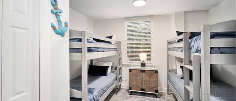 7 bedrooms, iron/ironing board, free WiFi, bed sheets