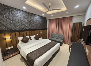 Superior Room - The Samsara Hotel by Zookstay (Indore)