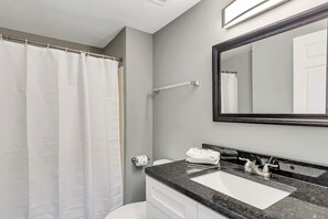 Douche, sèche-cheveux