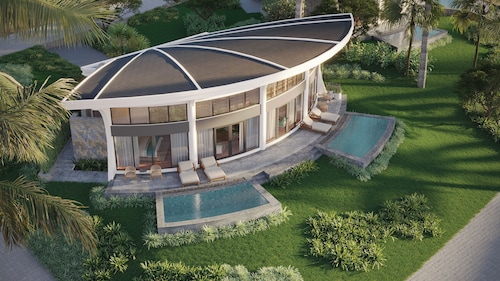 Melia Serenity Cam Ranh Beach Resort
