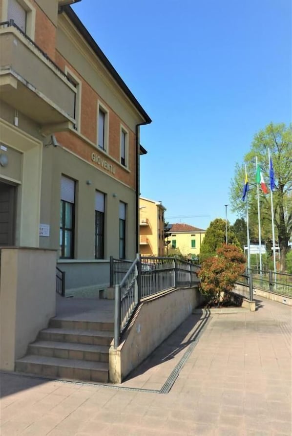 Exterior
