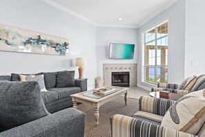 Casa, varias camas (Vantage Pointe 43) | Área de sala de estar