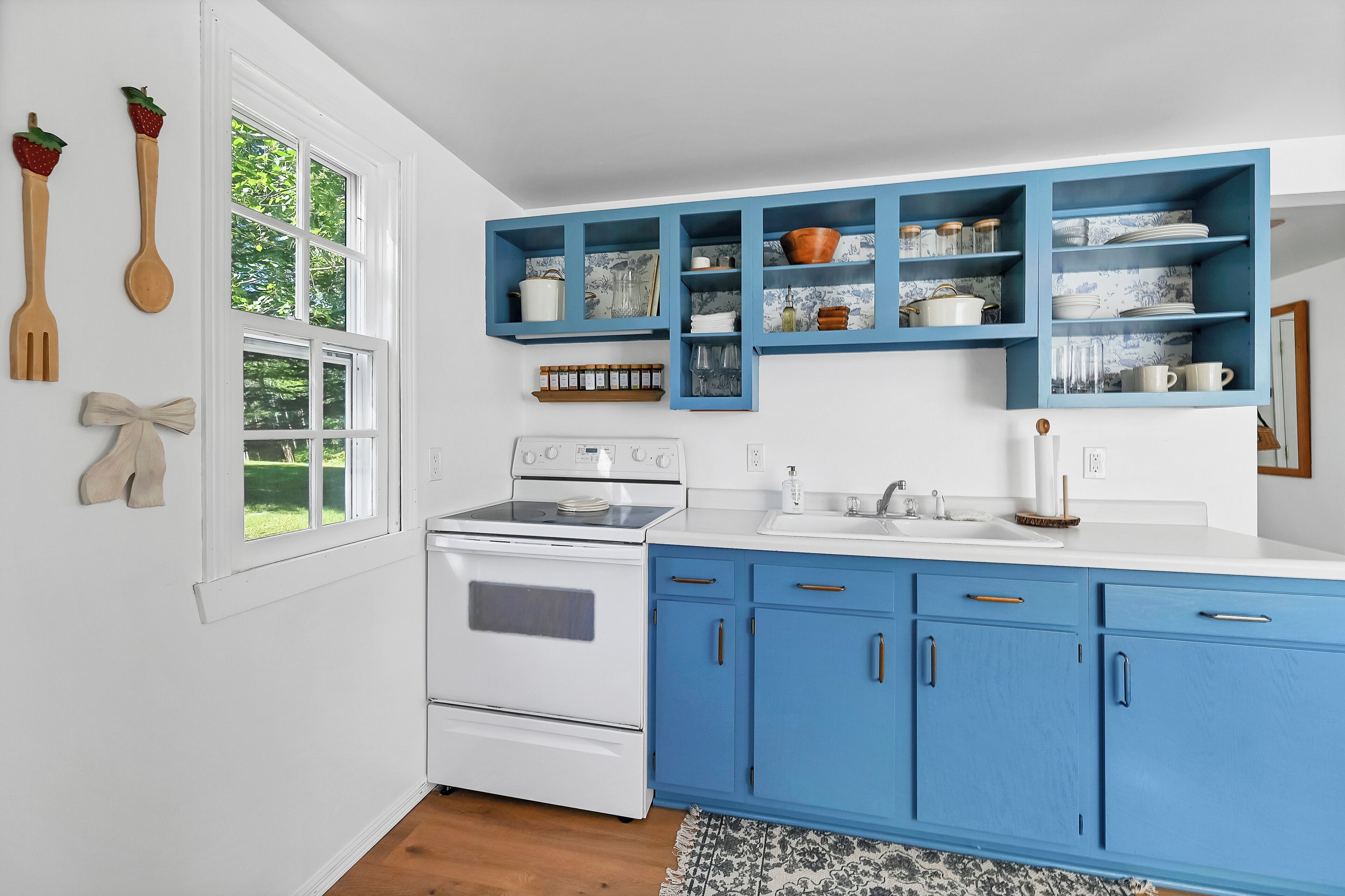 Microwave, oven, stovetop