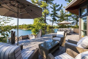 Terrace/patio - Blueberry Point on Richard's Island Pointe au Baril (Pointe au Baril)