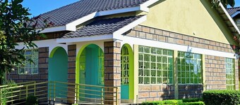 Calm Breeze Resort Rwanchege