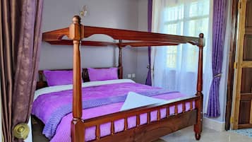 Habitación doble ejecutiva | Decoración personalizada, muebles diferentes y wifi gratis