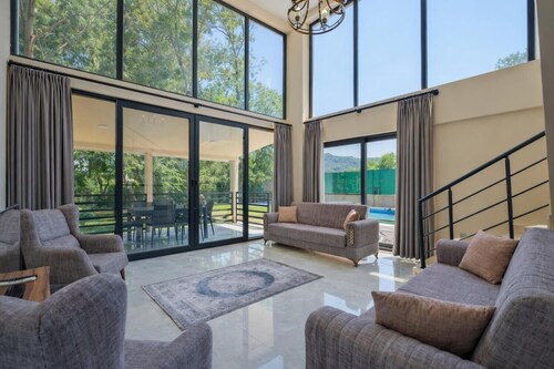 Villa Ana - Fünf Schlafzimmer Villa, Schläft 10