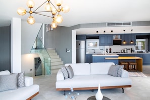 TV - Villa Azure Heaven - Five Bedroom Villa, Sleeps 10 (Turgutreis Belediyesi)