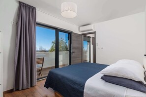 3 bedrooms, Internet, bed sheets - Villa Verimar with private Pool & Whirlpool by 22Estates (Bater)