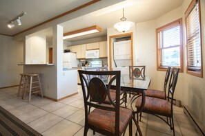 Dining - Charming 1BR Condo Nr. Steamboat Trails w/ Kitchen (Steamboat Springs)