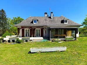 Exterior - Villa Béarnaise close to the mountains, the Basque country and Spain (Arette)