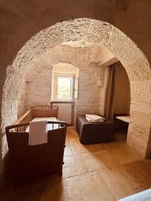 Deluxe Double or Twin Room, Garden View | Free WiFi - b&b Pignarè (LOCOROTONDO)