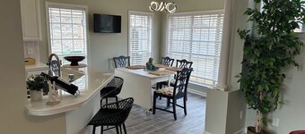 Luxury 3-Bedroom Retreat Near Shoppes at EastChase