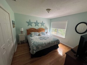 WiFi, bed sheets - One Particular Harbor (Carrabelle)
