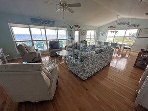 Living area - One Particular Harbor (Carrabelle)