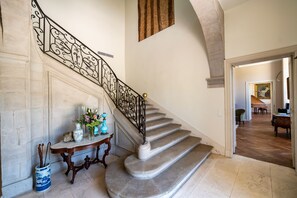 Interior - Château de Scalibert (Teyssode)