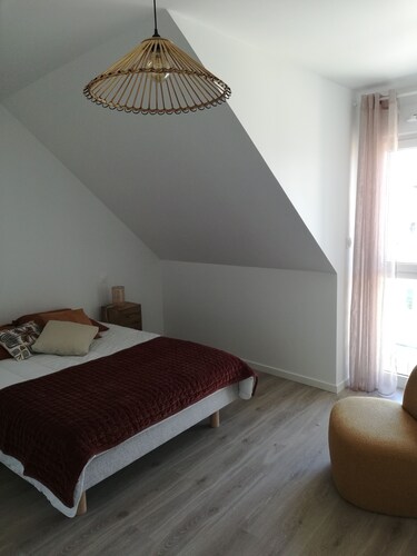 Close to beaches🏖️ and shops. Charming apartment💕 Relaxation guaranteed.