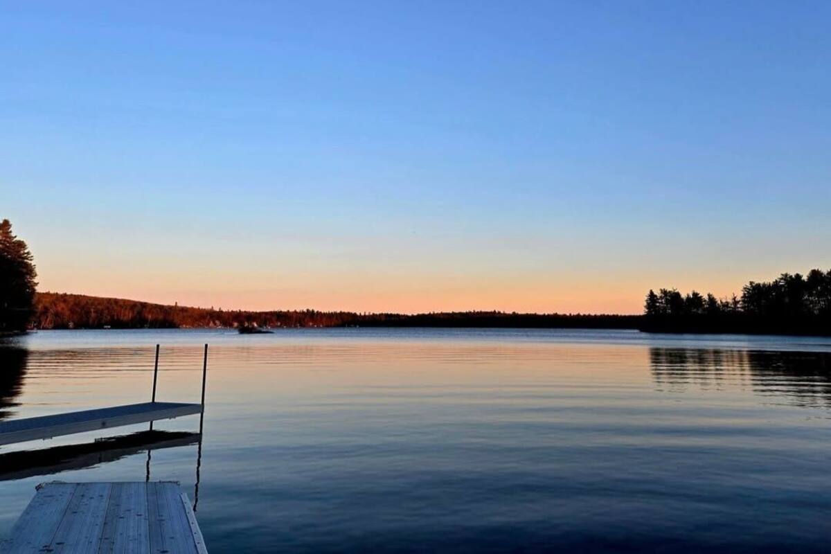 Cottage, Air conditioning, Lake View | Front of property