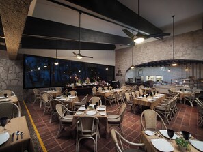 Dining - El Cid Granada Hotel - All Inclusive (Mazatlán)