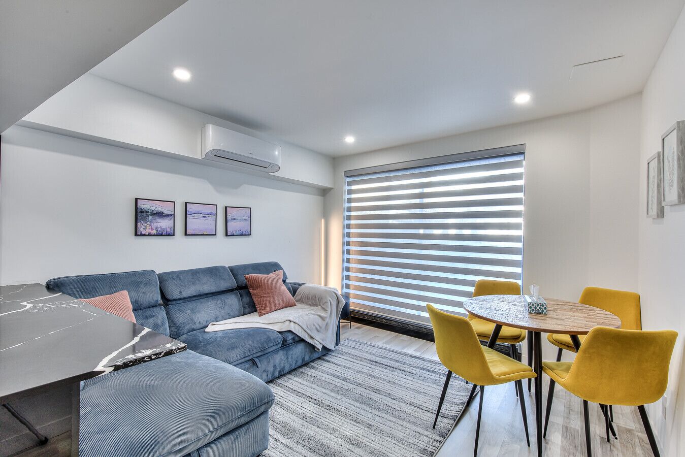 リビング エリア