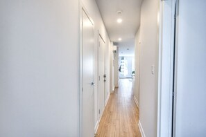 Interior - 2br Top Montreal Apt for Chic and Cozy Traveler (Montréal)