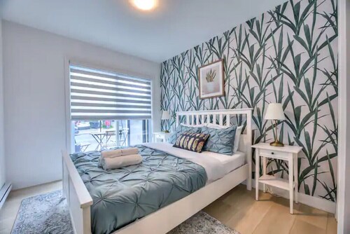 Montreal Restful Nights, Adventure Days await! 2BR
