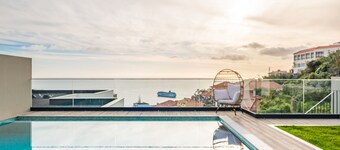 Art House - By Wehost