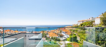 Art House - By Wehost