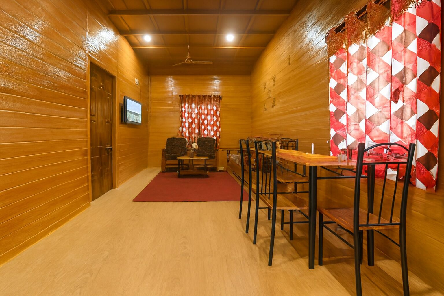 Family Villa, Garden View | Dining