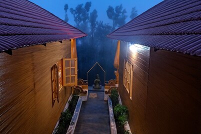 Holidayz by Stayz Royale Yercaud